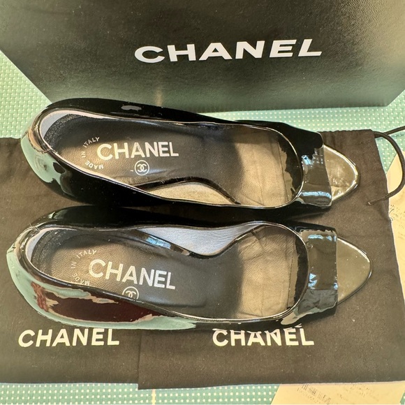 Authentic CHANEL Black patent peep toeHeels with silver like new box/ receipt - Picture 4 of 16
